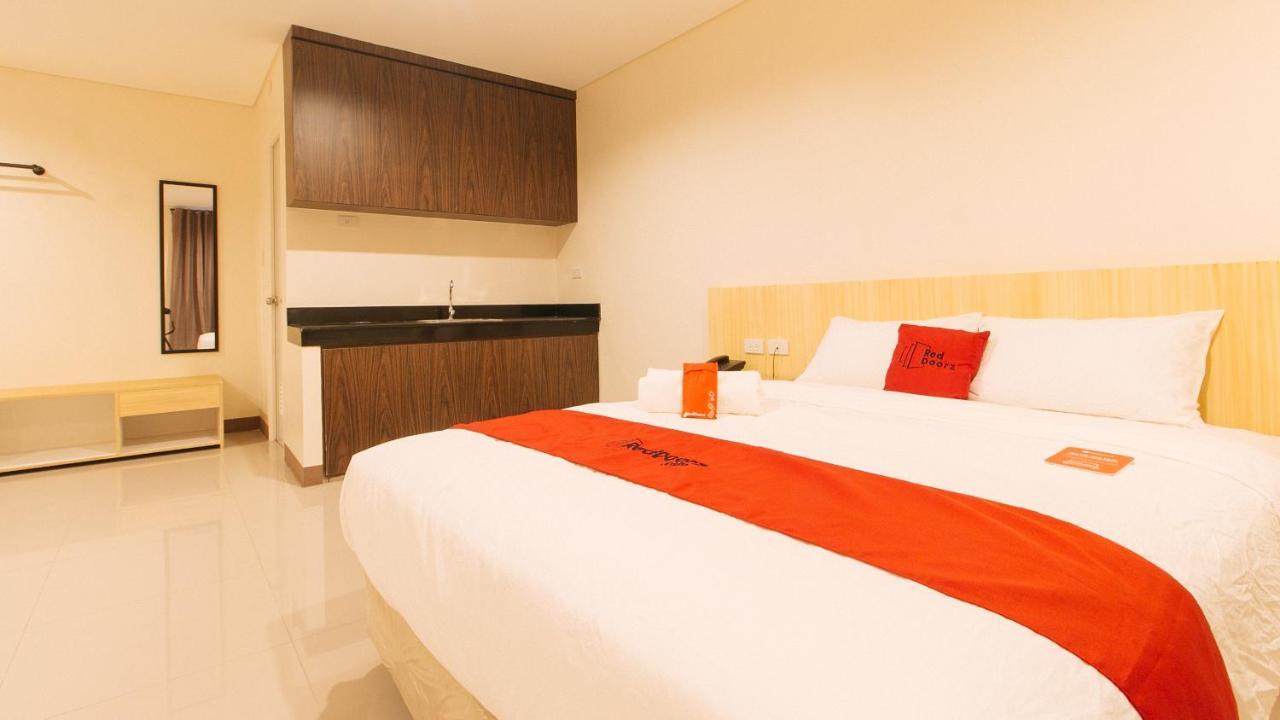 Reddoorz Plus @ Kaizen Suites Taft Avenue Manila Exterior foto
